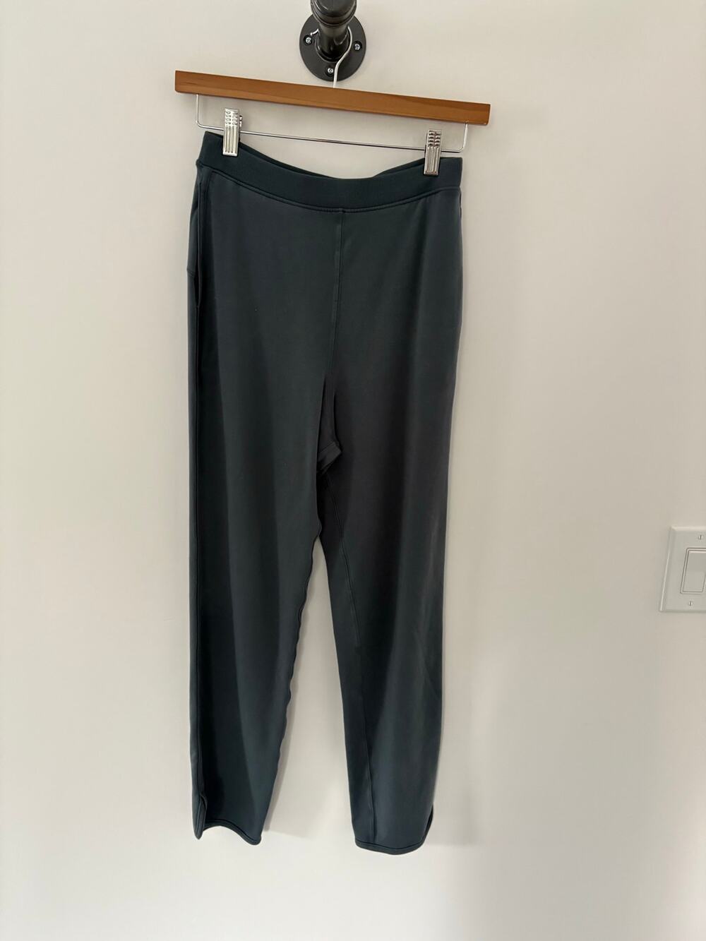 Lululemon Every Movement Pants Size 4